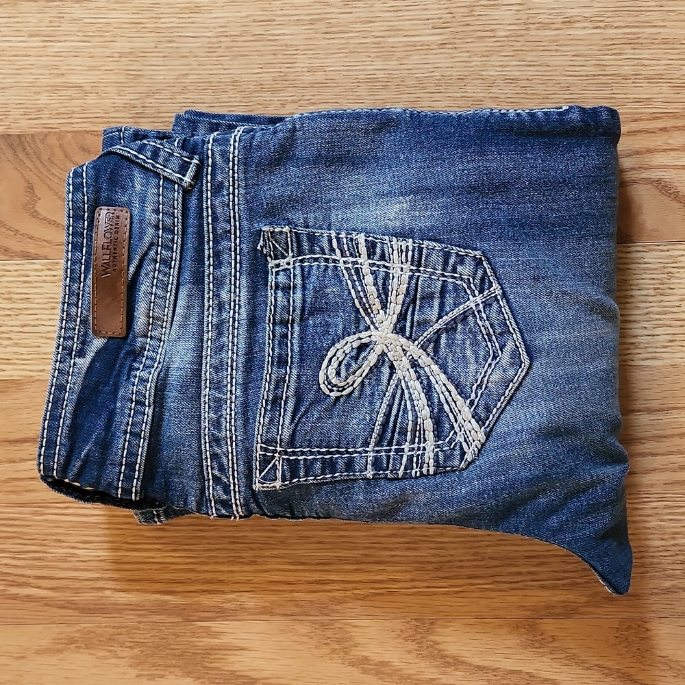 Wallflower Boot Cut Jegging Size 0